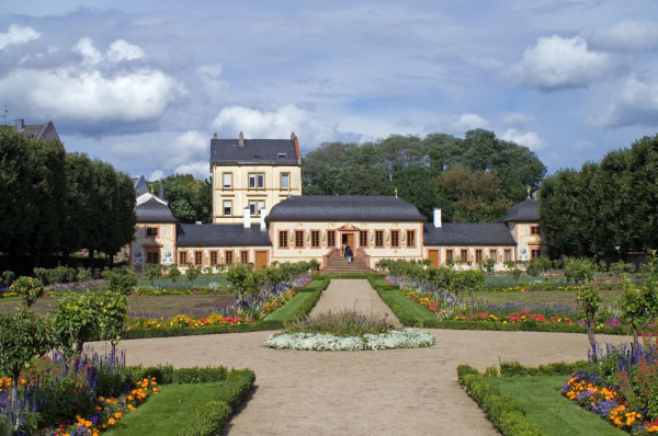 Prinz-Georg-Garten-Prettlacksches Gartenhaus-a